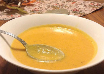 Simple Pumpkin Potato Curry Soup