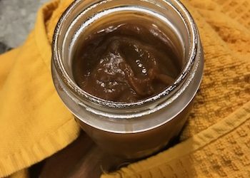 Easy Crock-pot Apple butter (with no added sugar)